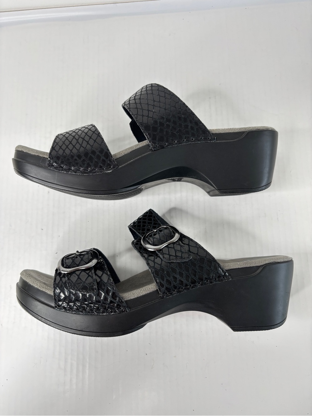 Dansko Sophie Sandals Black Leather Slip On Shoes Sz 41 US 10.5 / 11 Adjustable - Picture 14 of 16